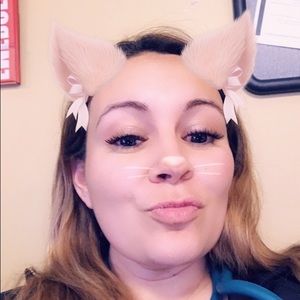 Meet your Posher, Deanna